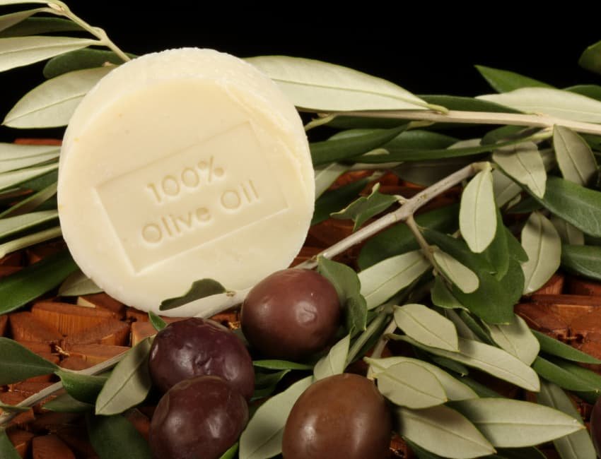 Jabón de glicerina y aceite de oliva